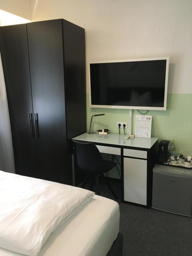 Hotel Augsburg Goldener Falke Bilik gambar
